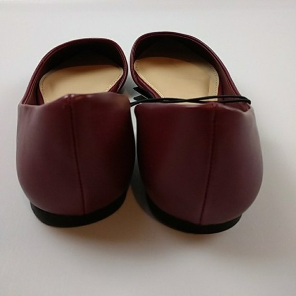 Early Black Friday! Red pointed toe flats - Size 5.5 - Picture 2 of 5